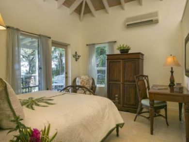 Beautiful Coral Bay Harbor 3 bed 3 ba property